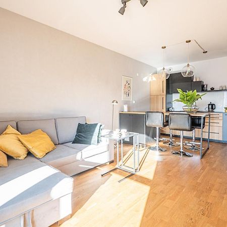 Krucza Apartment ~ Self Check-In 24H ~ Parking And Lift Wroclaw Exterior photo